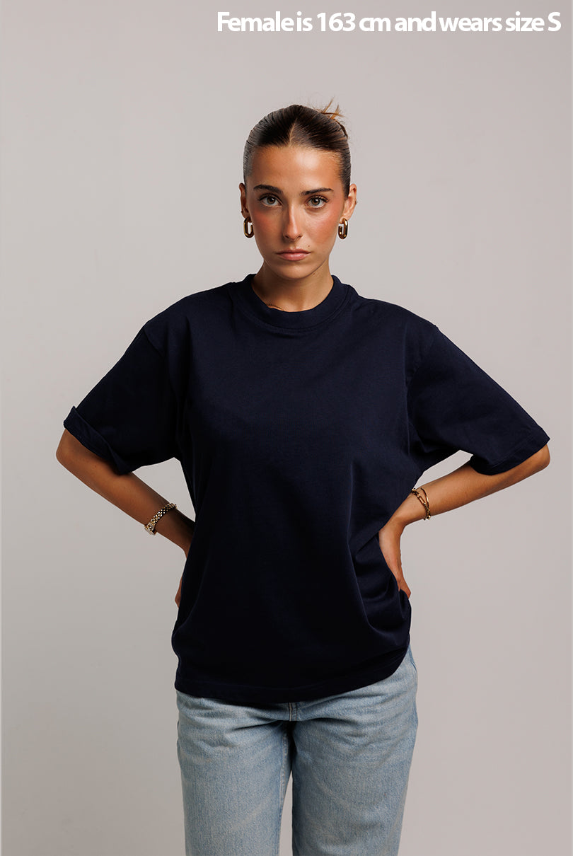 CAMISETA LEVI BOXY FIT AZUL MARINO